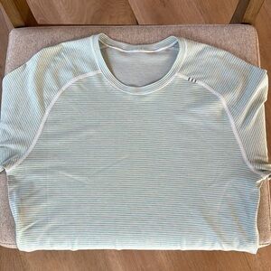 Lululemon Metal Vent Tech Men Tshirt